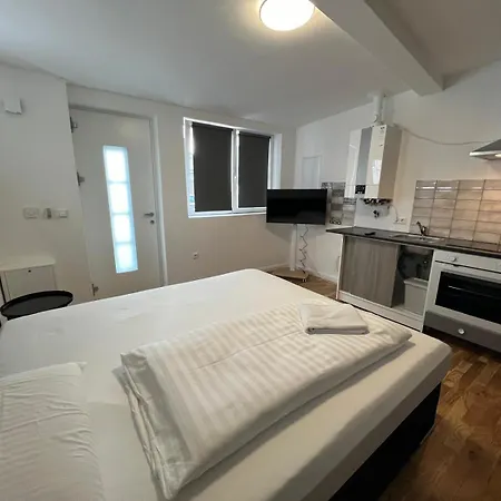 Sn8 Monteur Zimmer Ein Schlafzimmer Hannover